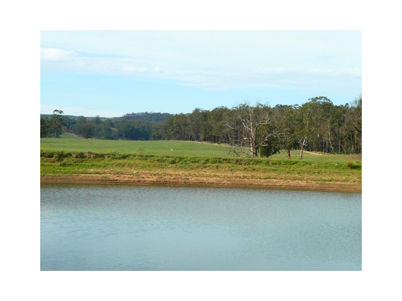 . HARVEYS ROAD, Carrajung Lower VIC 3844