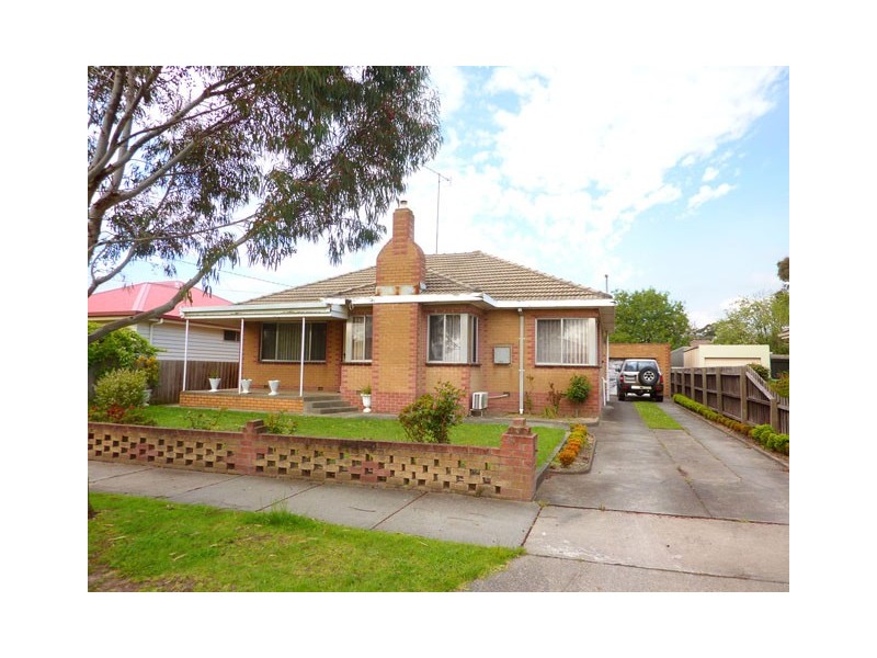 10 AMBROSE AVENUE, Traralgon VIC 3844