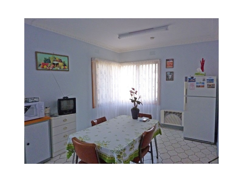 10 AMBROSE AVENUE, Traralgon VIC 3844