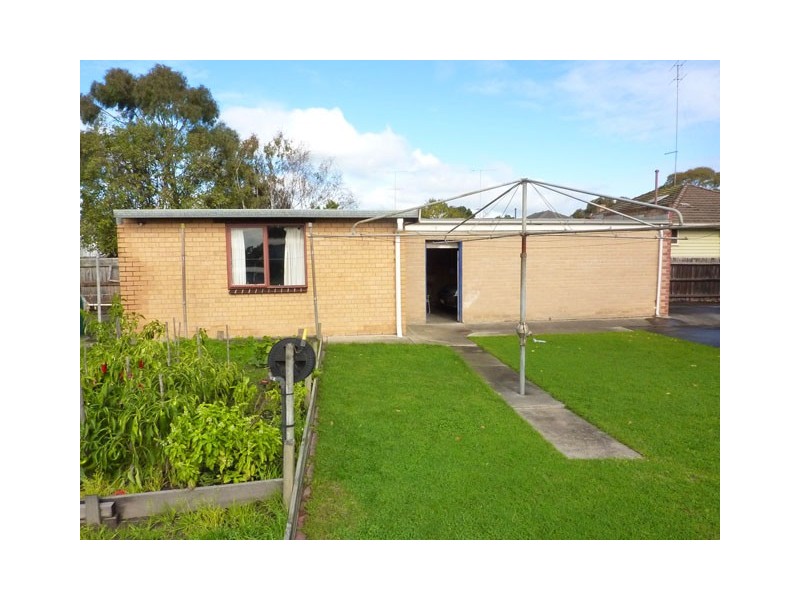 10 AMBROSE AVENUE, Traralgon VIC 3844