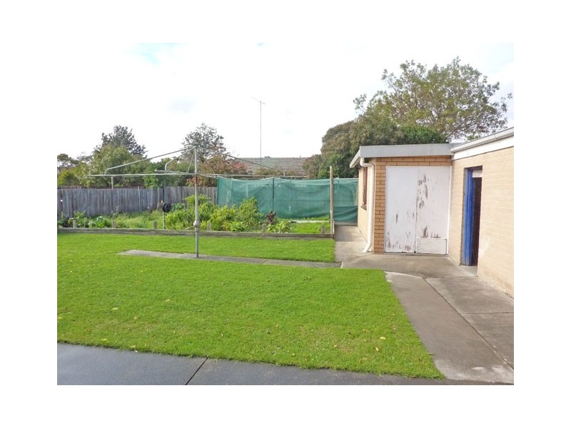 10 AMBROSE AVENUE, Traralgon VIC 3844