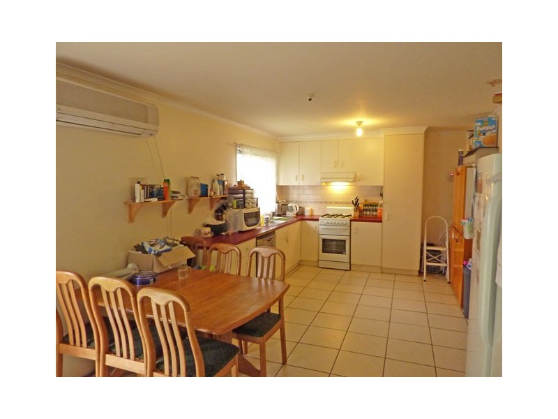 27 STRINGERS ROAD, Toongabbie VIC 3856
