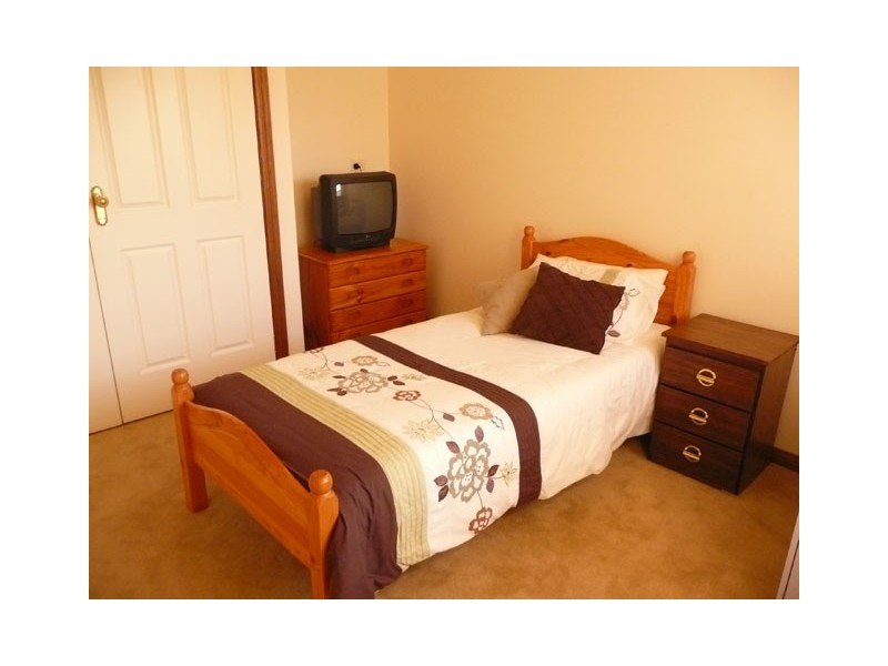 17 THE AVENUE, Traralgon VIC 3844