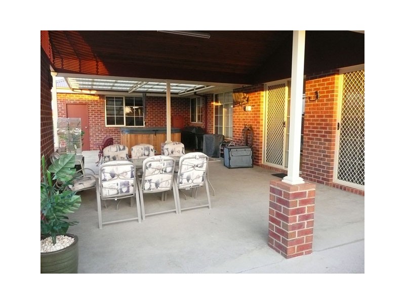 17 THE AVENUE, Traralgon VIC 3844