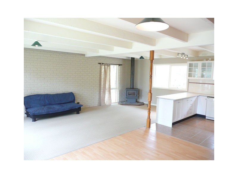 55 WHITELAWS TRACK, Callignee VIC 3844