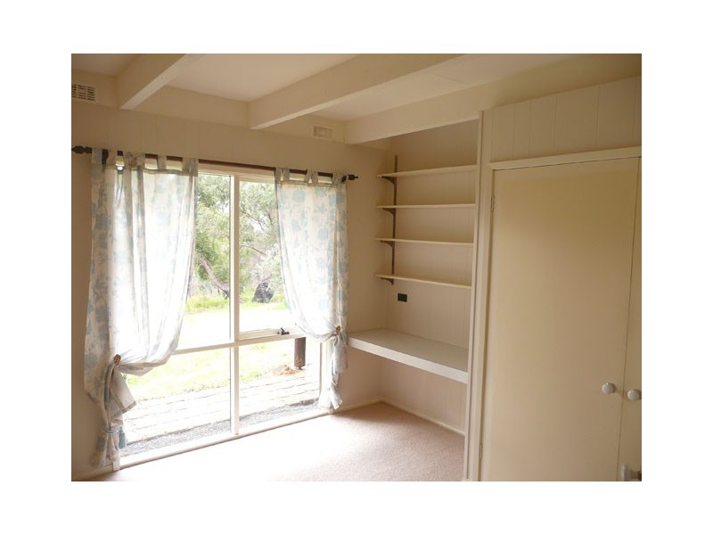 55 WHITELAWS TRACK, Callignee VIC 3844