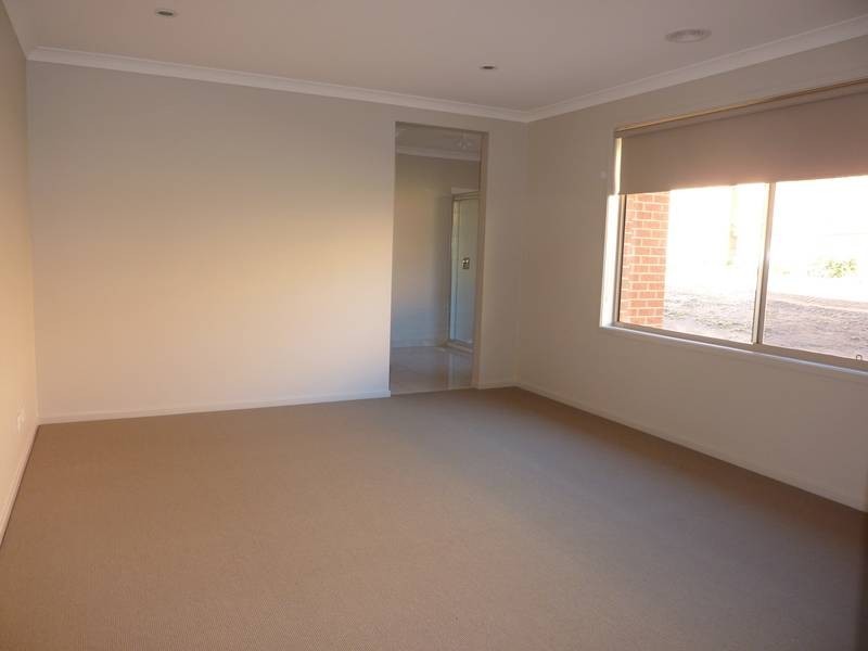 57 Riverslea Blvd, Traralgon VIC 3844