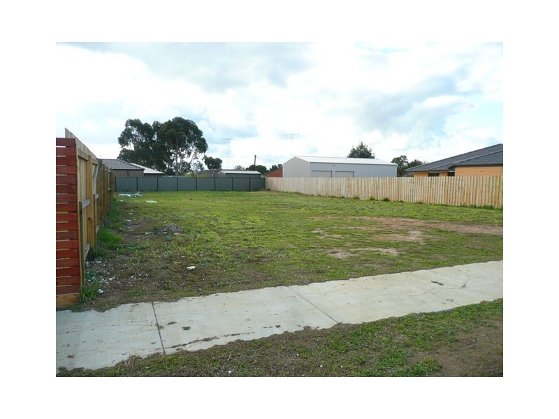 14 DONEGAL AVENUE, Traralgon VIC 3844