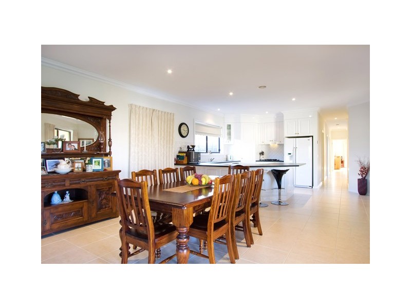 4 MITCHELL DRIVE, Traralgon VIC 3844