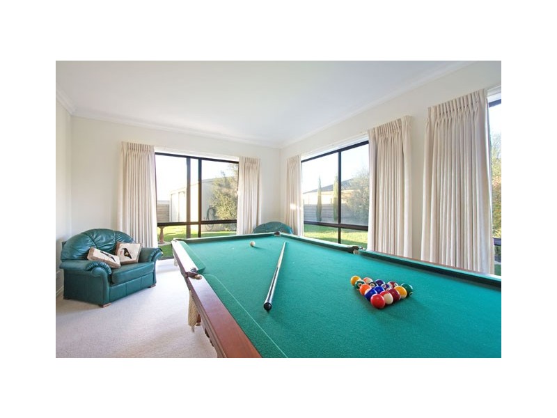 4 MITCHELL DRIVE, Traralgon VIC 3844