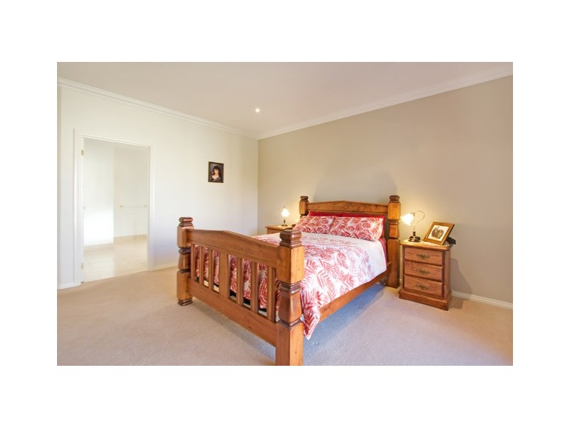 4 MITCHELL DRIVE, Traralgon VIC 3844