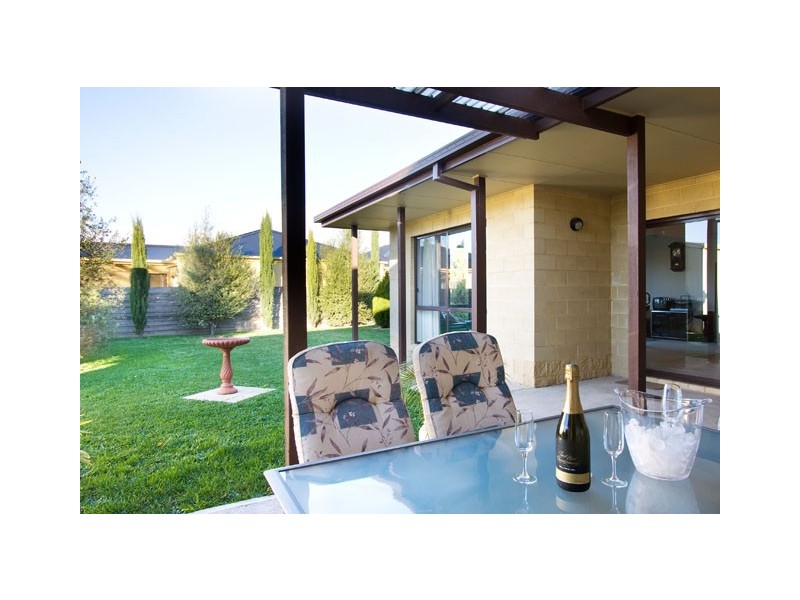 4 MITCHELL DRIVE, Traralgon VIC 3844