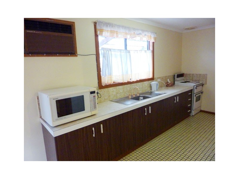 2 TENNYSON STREET, Traralgon VIC 3844
