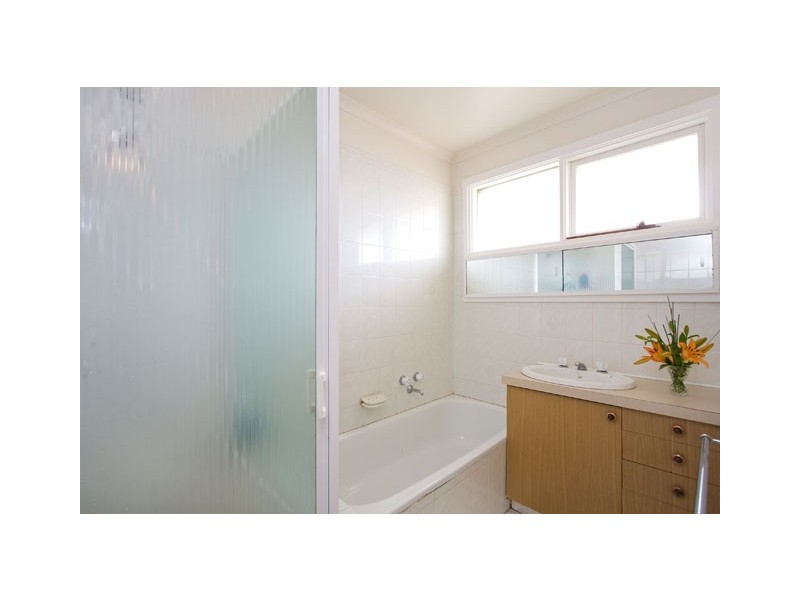 1 DOYNE CRESCENT, Traralgon VIC 3844