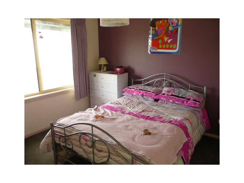 38 HOWER STREET, Toongabbie VIC 3856