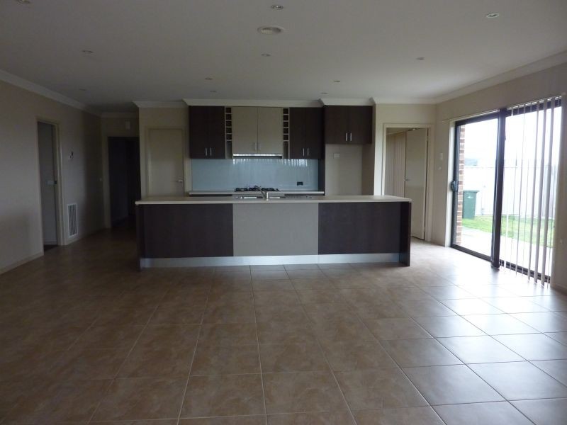 32 Graduate Place, Traralgon VIC 3844