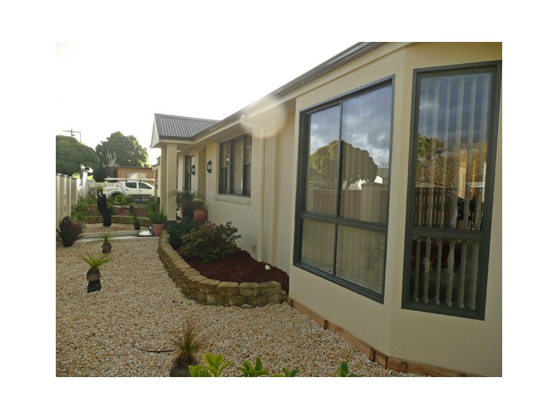 9 THOMAS STREET, Traralgon VIC 3844