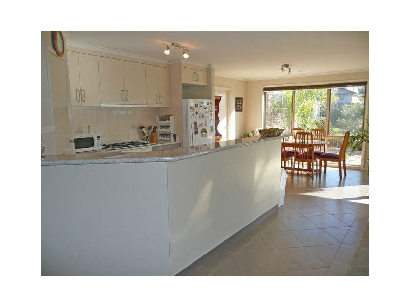 14 WOODHALL CLOSE, Traralgon VIC 3844