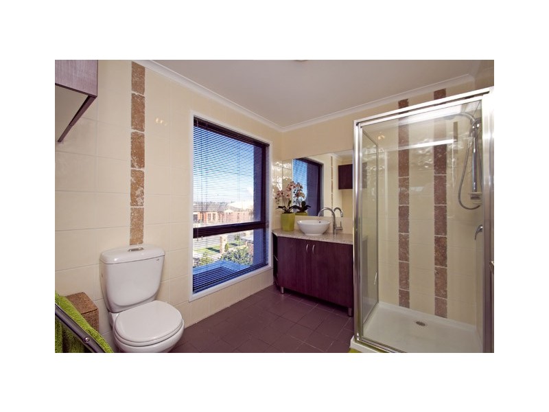 6 MAYFAIR COURT, Traralgon VIC 3844