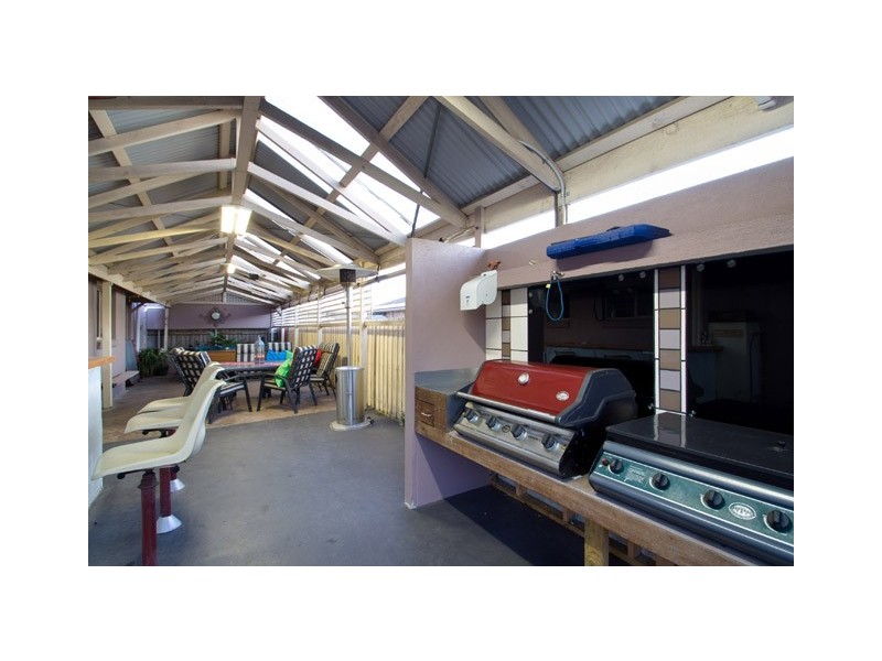 6 MAYFAIR COURT, Traralgon VIC 3844