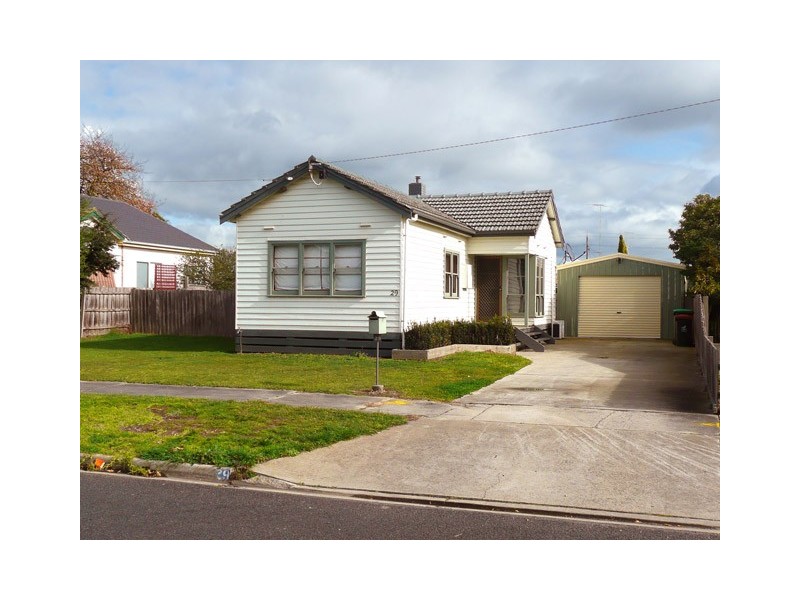 29 BERNARD AVENUE, Traralgon VIC 3844