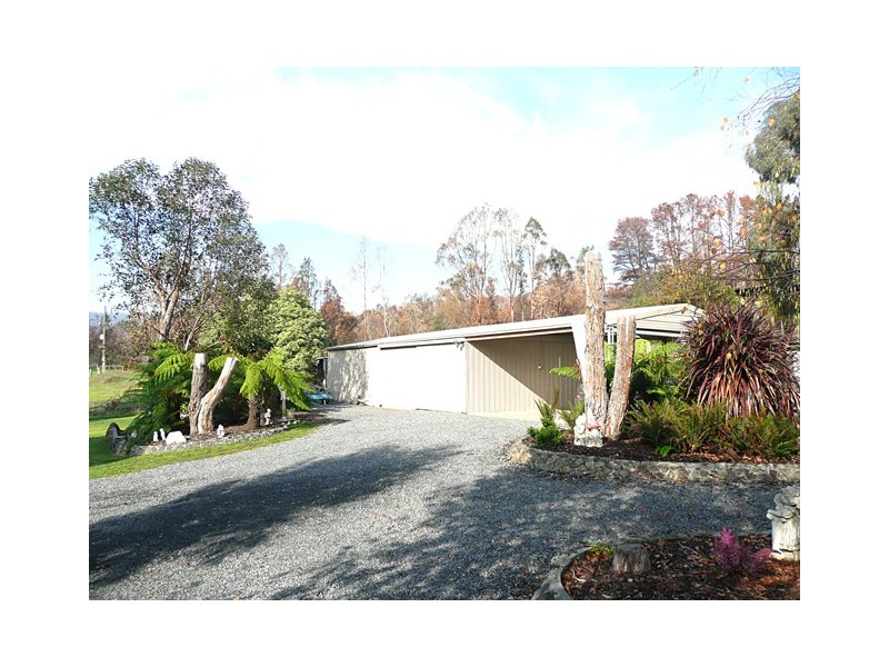 44 TANIA PARADE, Traralgon South VIC 3844