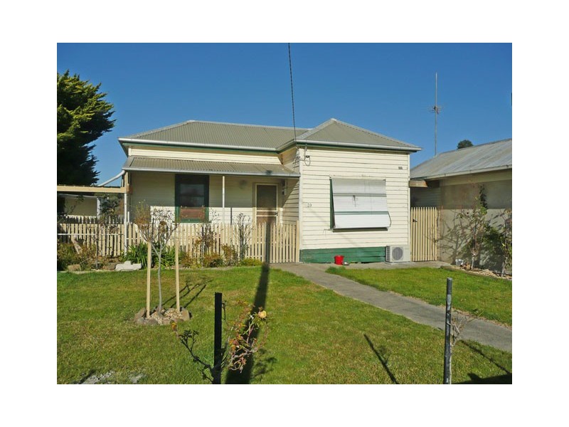 39 MAIN ROAD, Gormandale VIC 3873
