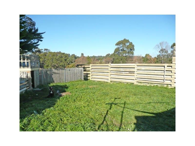 39 MAIN ROAD, Gormandale VIC 3873