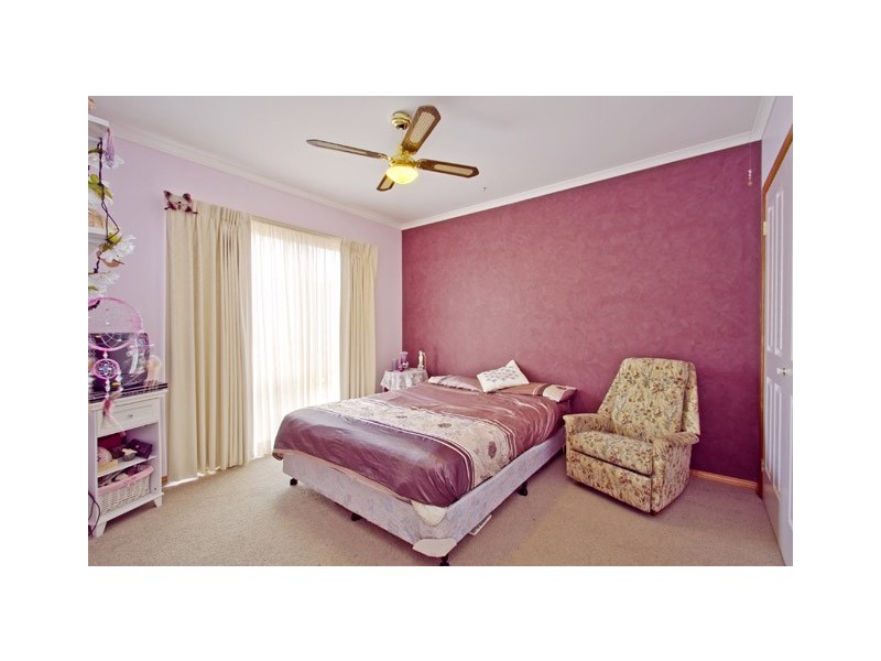 14 WELLINGTON DRIVE, Traralgon VIC 3844