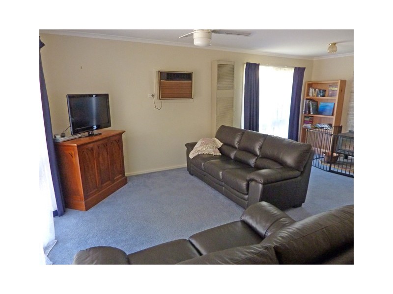 8 KARRI COURT, Traralgon VIC 3844