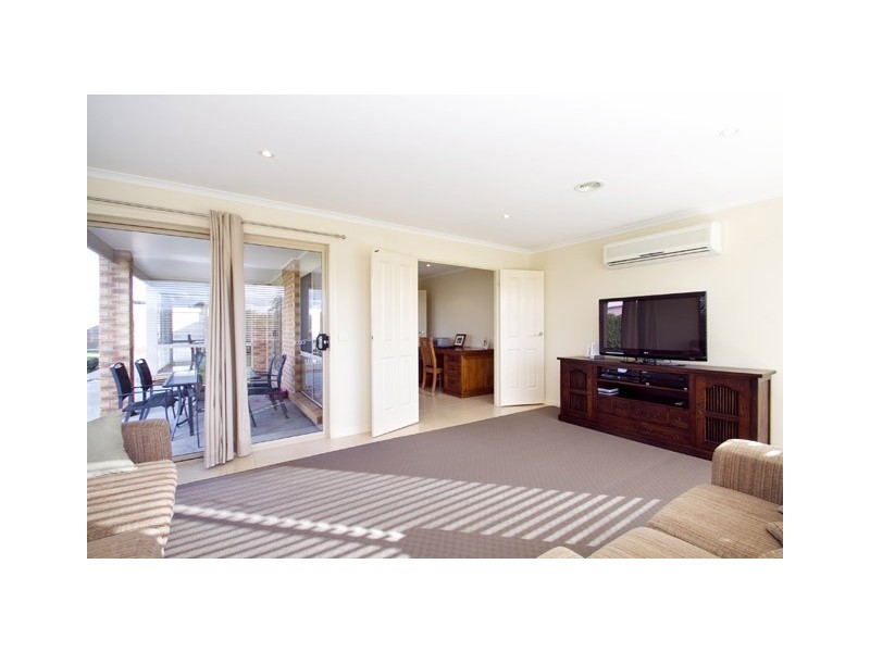 12 MACKILLOP COURT, Traralgon VIC 3844