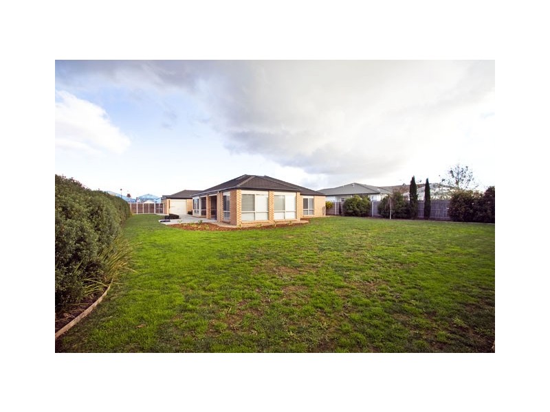 12 MACKILLOP COURT, Traralgon VIC 3844