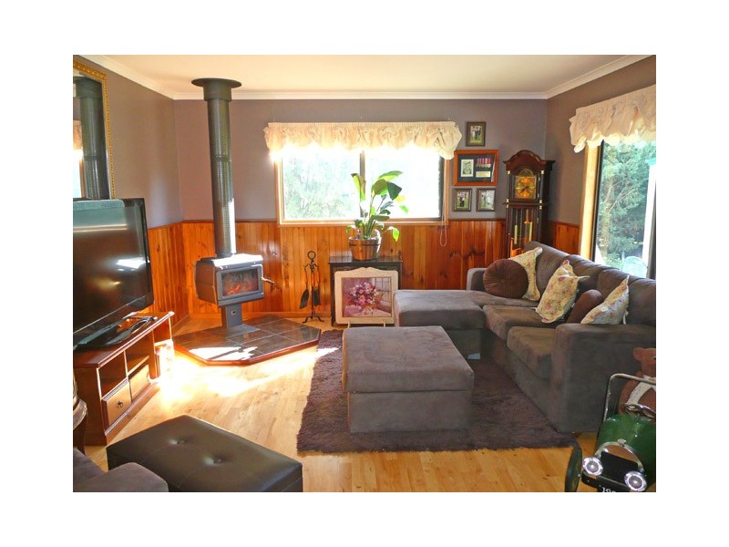 9 VARNEY CRESCENT, Traralgon VIC 3844