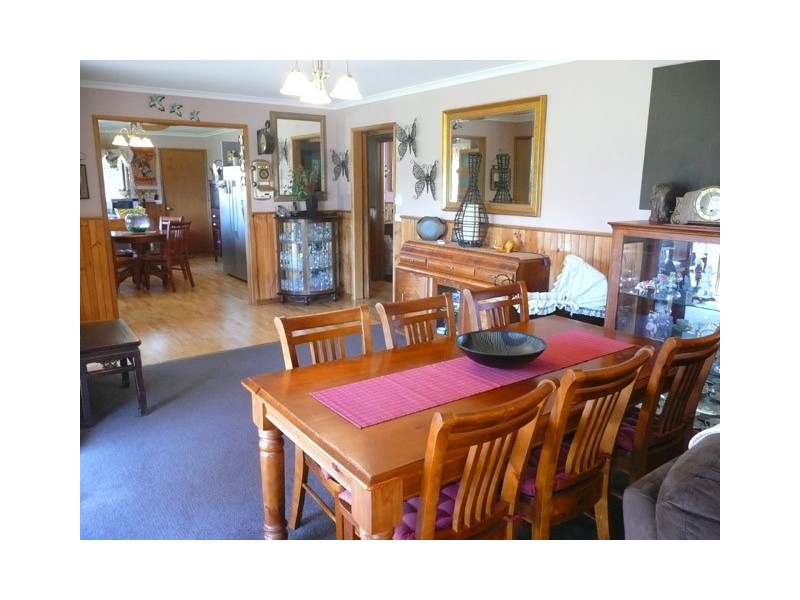 9 VARNEY CRESCENT, Traralgon VIC 3844