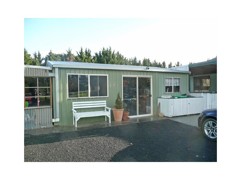 9 VARNEY CRESCENT, Traralgon VIC 3844