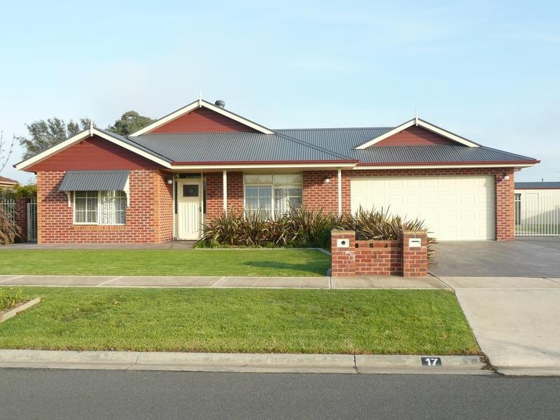 17 The Avenue, Traralgon VIC 3844