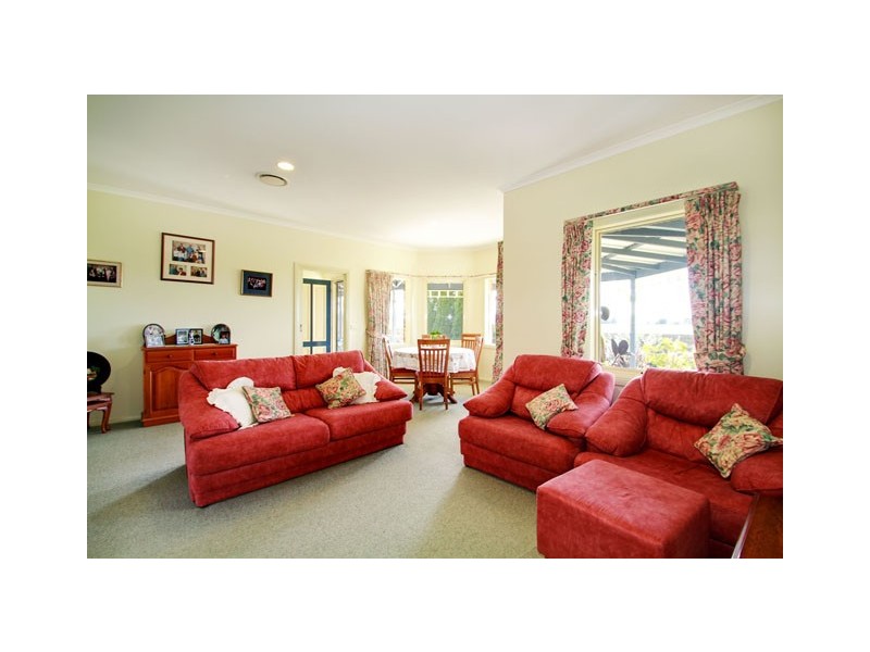 11 MITCHELL DRIVE, Traralgon VIC 3844