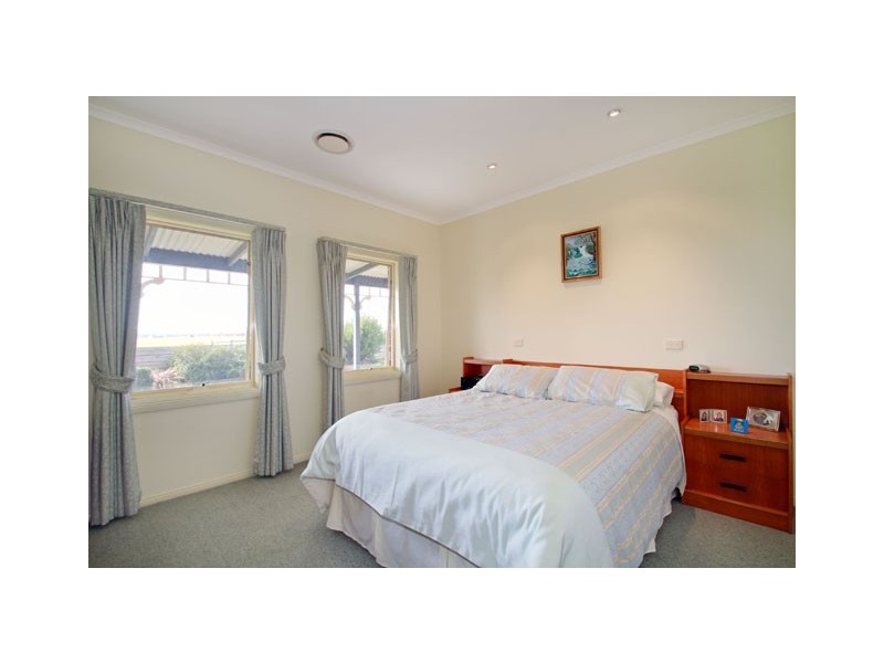 11 MITCHELL DRIVE, Traralgon VIC 3844