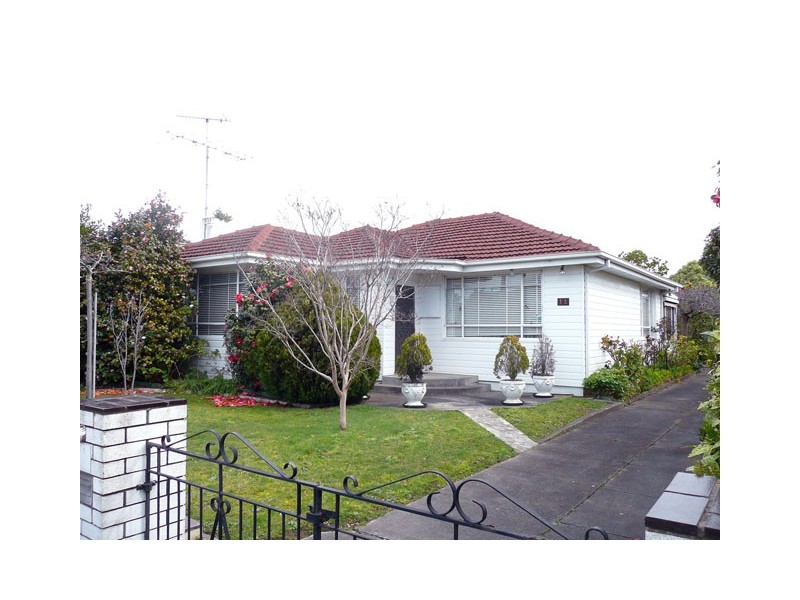 11 MCDONALD STREET, Morwell VIC 3840