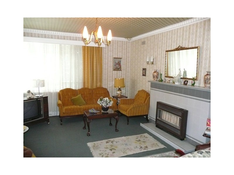 11 MCDONALD STREET, Morwell VIC 3840