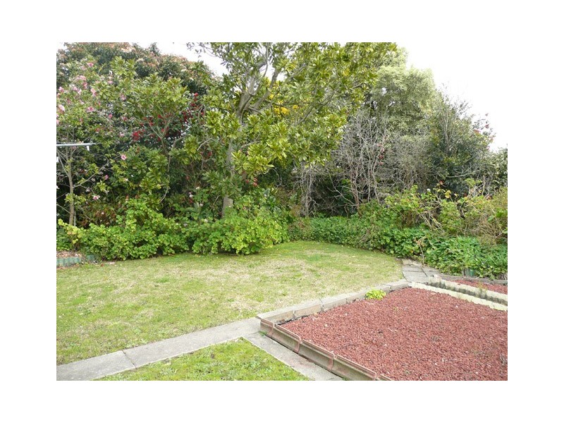 11 MCDONALD STREET, Morwell VIC 3840