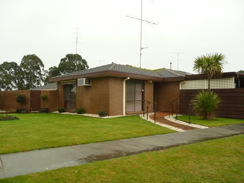 2 Stirling Avenue, Traralgon VIC 3844