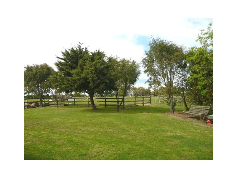 240 CLARKES ROAD, Hazelwood North VIC 3840