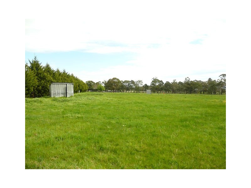 240 CLARKES ROAD, Hazelwood North VIC 3840