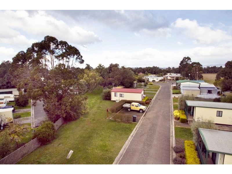 9 Village Avenue, Traralgon VIC 3844