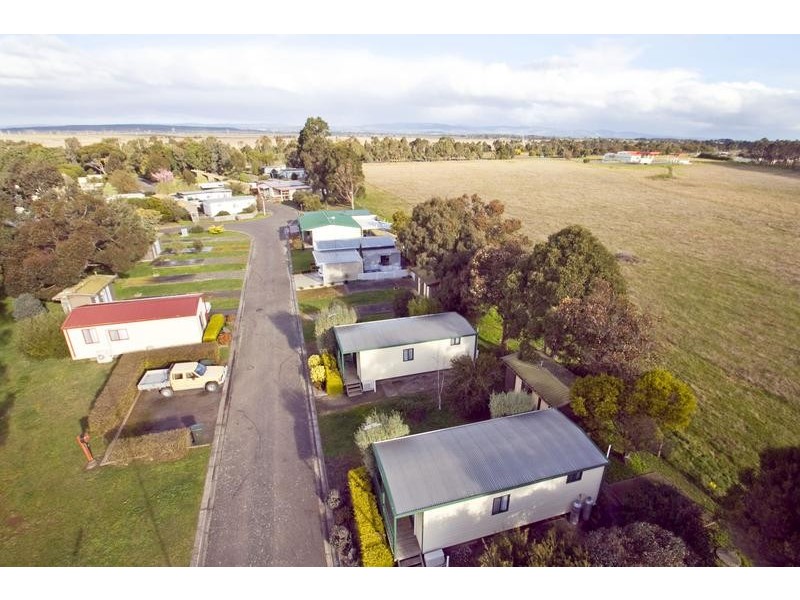9 Village Avenue, Traralgon VIC 3844