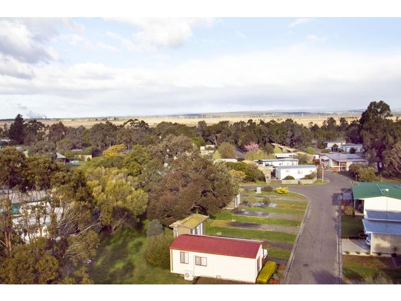 9 Village Avenue, Traralgon VIC 3844