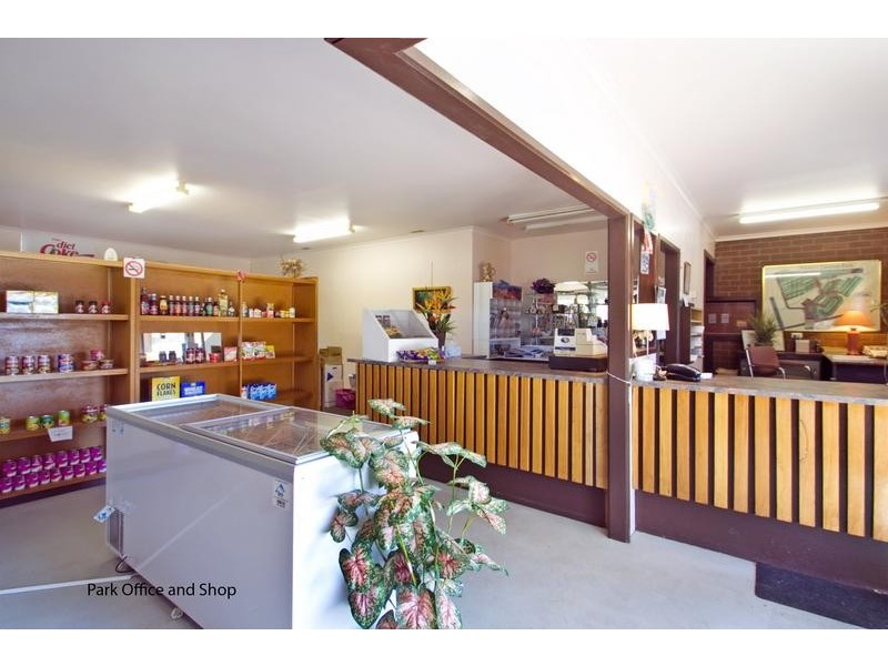 9 Village Avenue, Traralgon VIC 3844