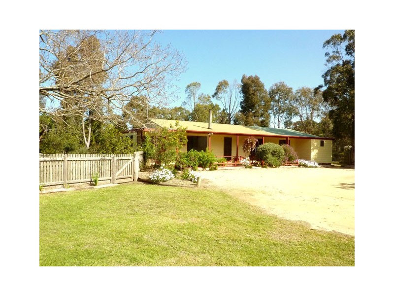 124 SOUTH GIPPSLAND HIGHWAY, Woodside VIC 3874