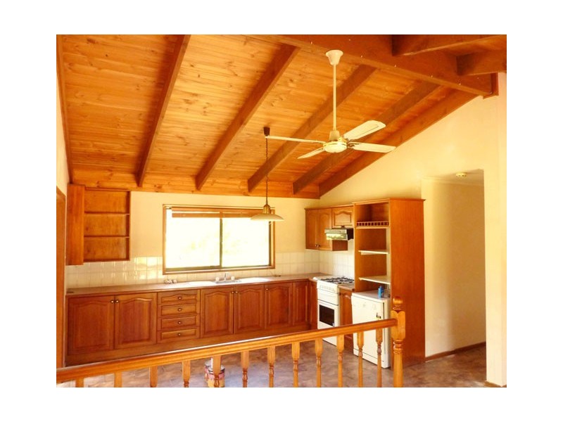 124 SOUTH GIPPSLAND HIGHWAY, Woodside VIC 3874